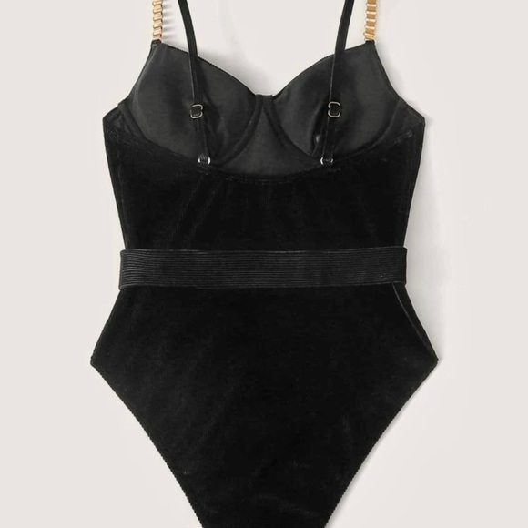 🖤Black Corduroy Belted One-piece Swimsuit🖤 - Picture 5 of 16